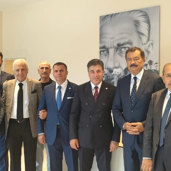 İOSİD Yönetim Kurulu Olarak 8. Cumhurbaşkanımız Merhum Turgut Özal'ın Kabrini Ziyaret Ettik